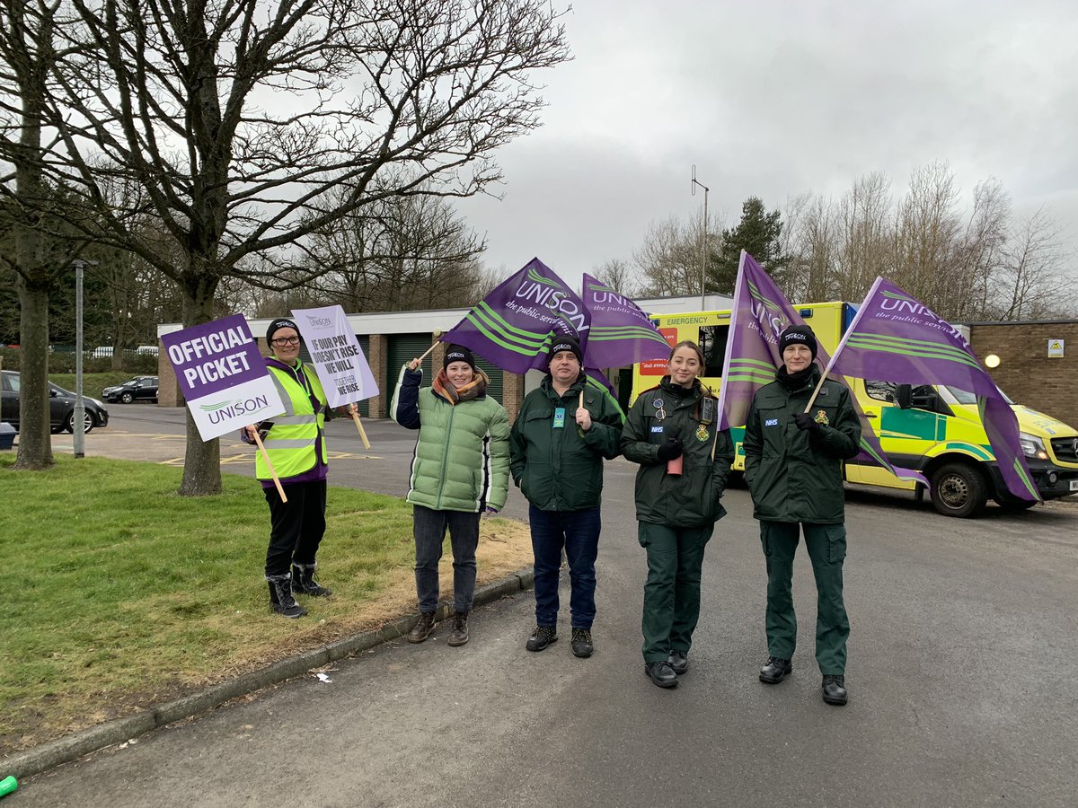 Out again on the pickets supporting our ambulance workers at Consett Ambulance Station, who are striking today to #PutNHSPayRight 💜💚