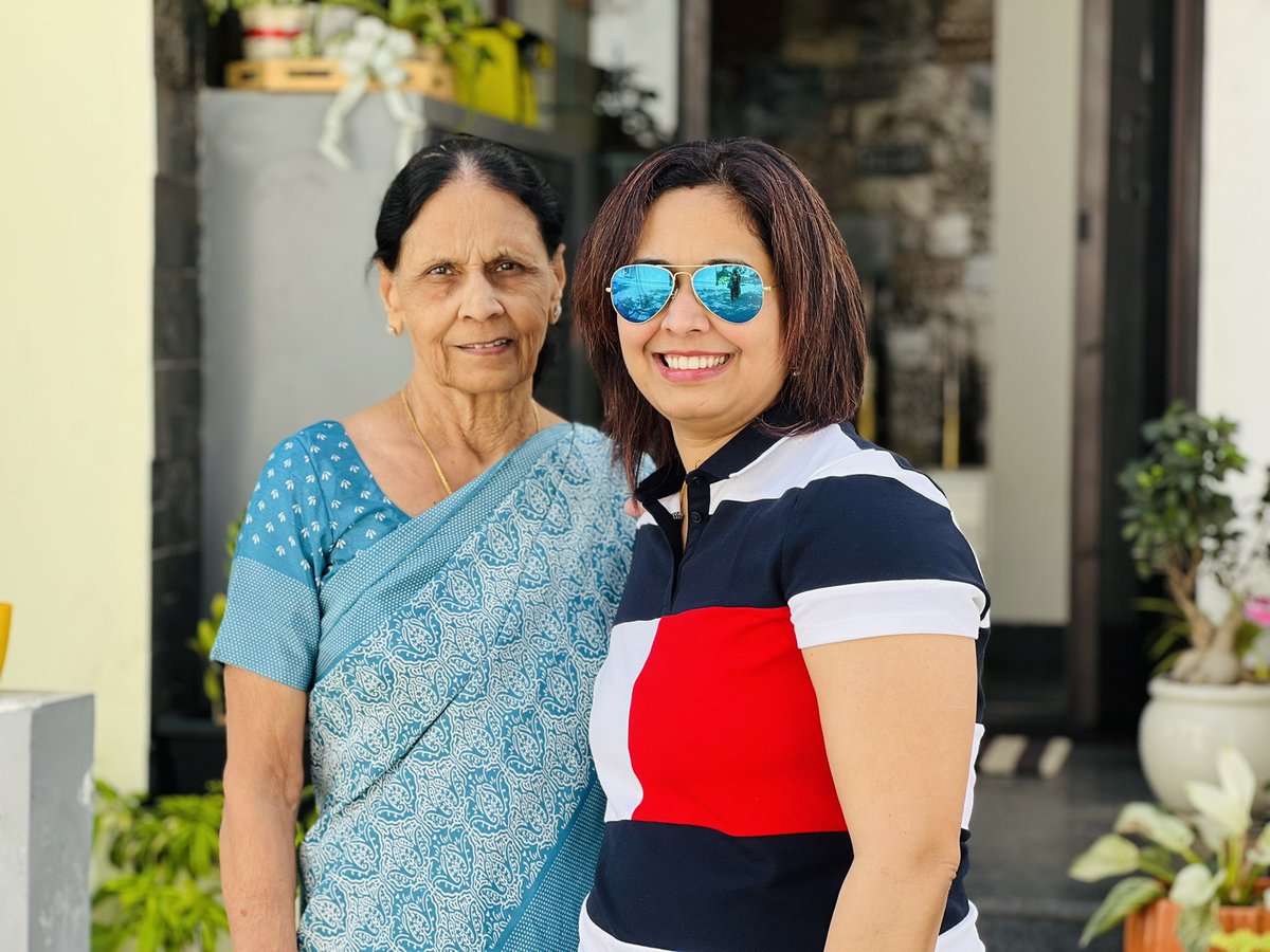 JayaRjs's tweet photo. जहां माँ वहीं मायका 
❤️❣️❤️
#bangalorediaries @ruchijuly5 https://t.co/LRSnSfqN41