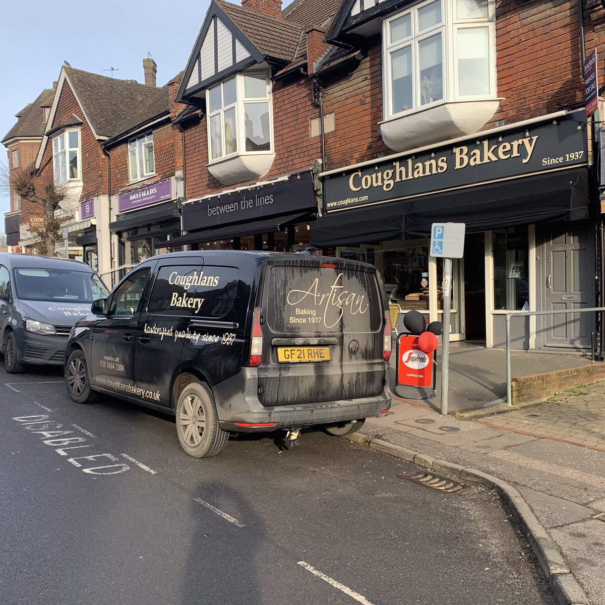 Good to see <a href="/CoughlansBakery/">Coughlans Bakery</a> is an equal opportunities employer 🙄