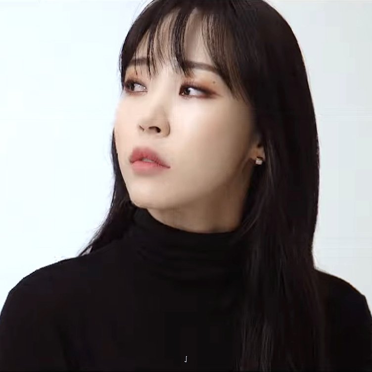 선 없는 프로필사진 가지고싶어서 없애옴