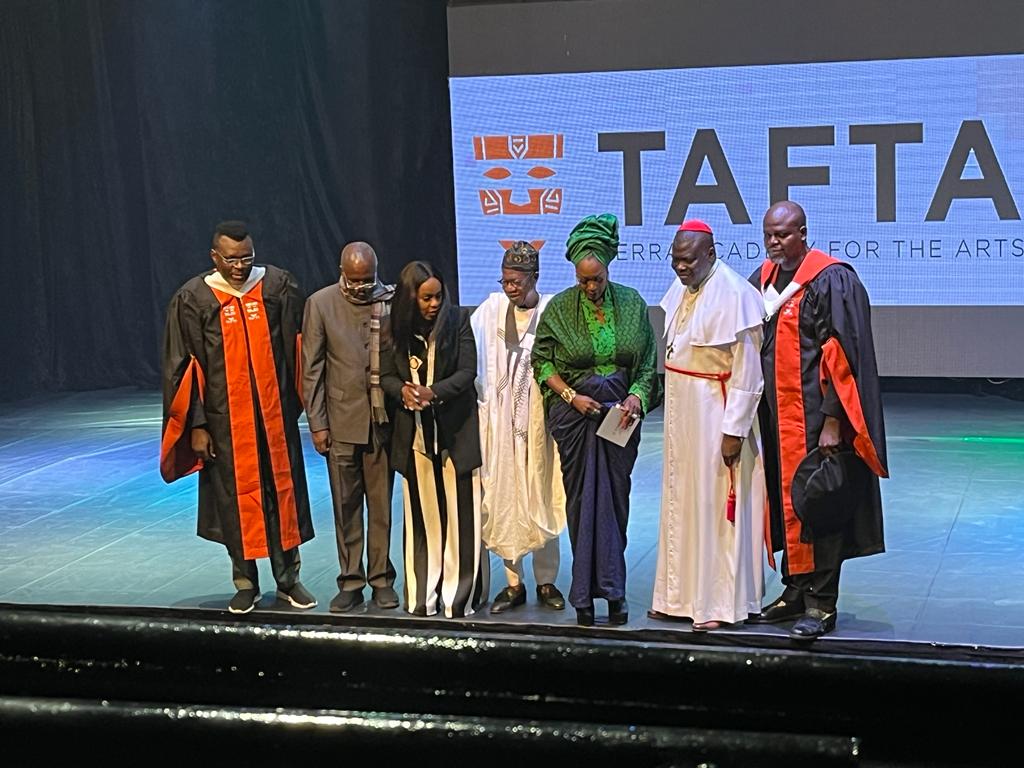 culturedispatch's tweet photo. Congratulations to @⁨Bolanle Austin-Peters⁩ (BAP) on the graduation of the first cohort of the TERRA ACADEMY FOR THE ARTS, TAFTA... ongoing at the Terra Kulture Arena. Academy facilitated  by Mastercard Foundation https://t.co/wEC5SltXJW