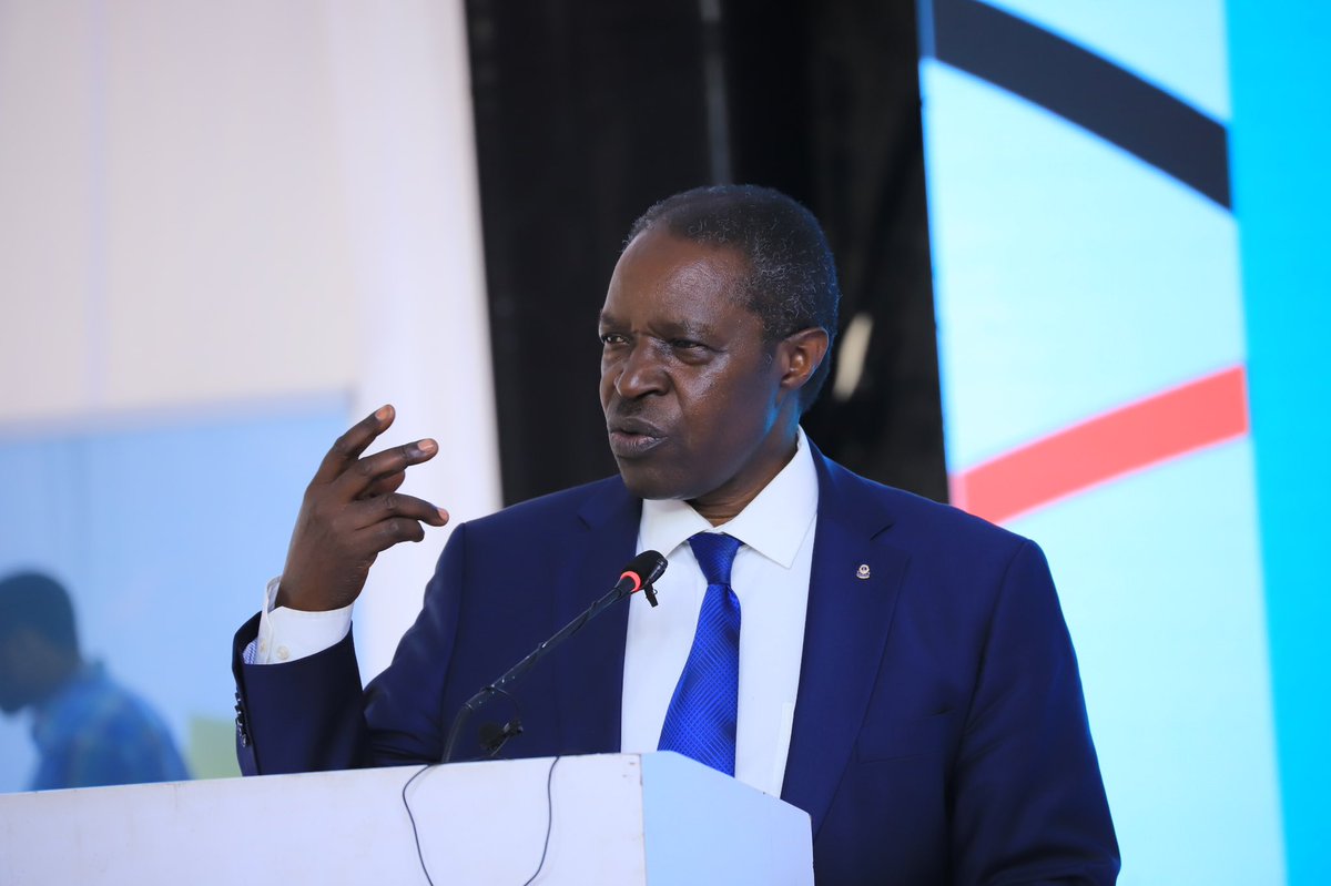 Kobs_Fifi's tweet photo. BPO isn’t for only university students but for everyone who can get skilled and either work abroad or here at home.
~@WilliamBazeyo 
#HelpwareInUG https://t.co/Bo186GtTOW