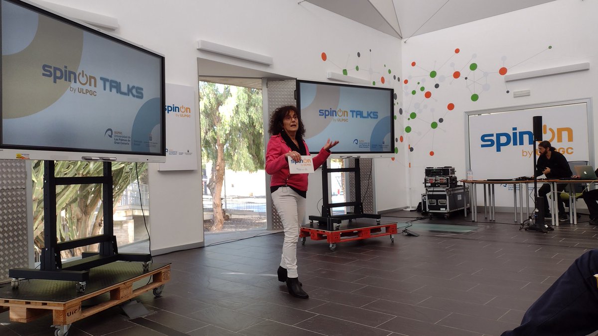 artemisrivero's tweet photo. Empezando el evento SpinTalks. La compañera Ely Rodríguez de @pctulpgc nos explica en qué consiste el programa de emprendimiento tecnológico #spinon by @ULPGC https://t.co/6NTCLnk3d1 https://t.co/cOZSEu7B27