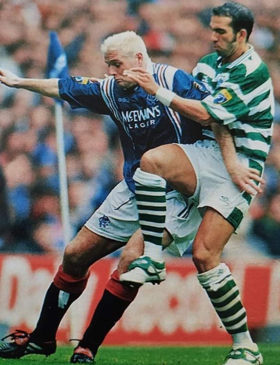 90sfootball's tweet photo. Paul Gascoigne vs Paolo Di Canio. https://t.co/yK7qMYSXqH