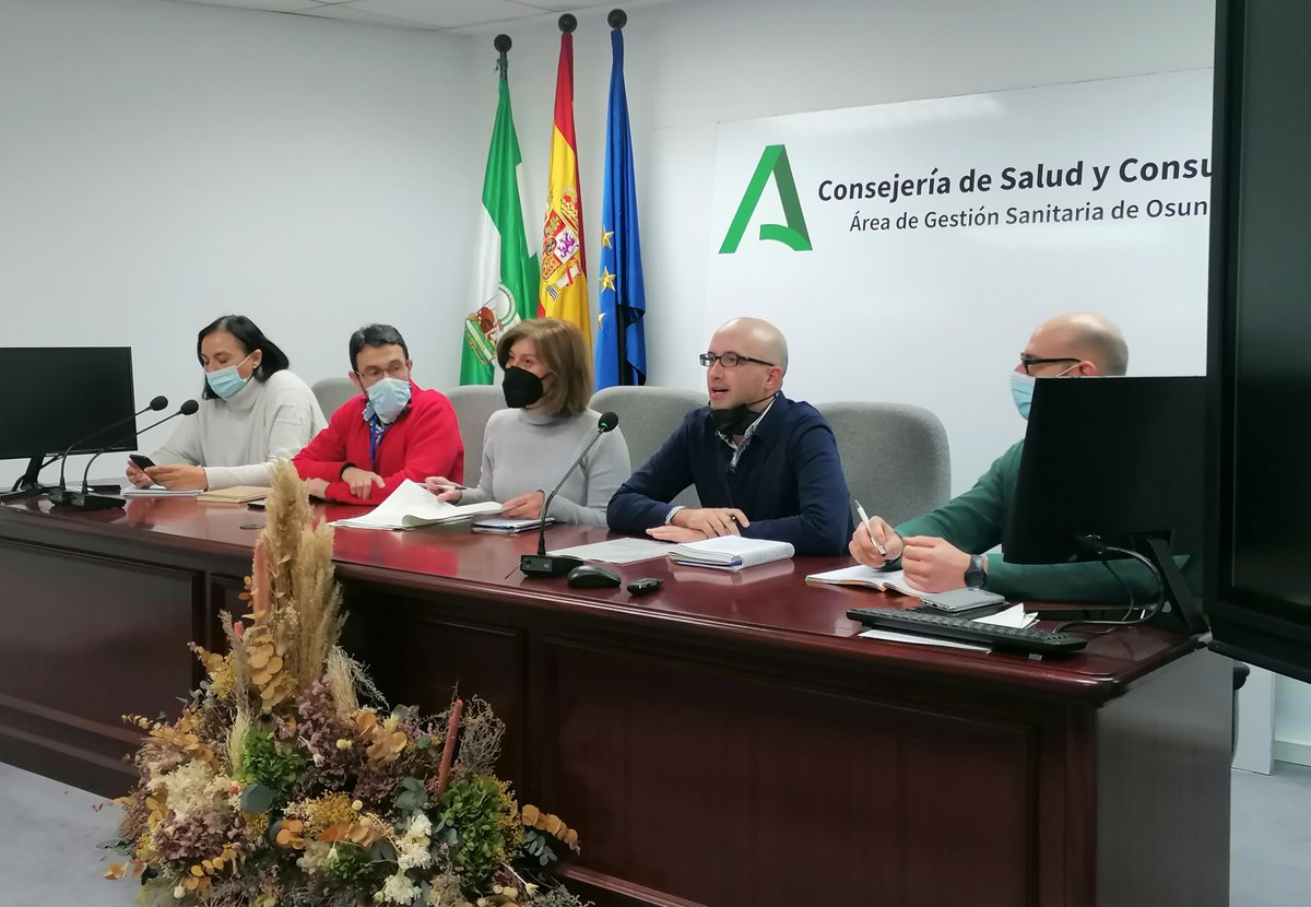 AGSOsuna's tweet photo. 🆕Una comisión interdisciplinar abordará la #saludmental infanto-juvenil para dar una respuesta más rápida y un seguimiento más integral 

👉Profesionales sanitarios y de educación se reúnen en Écija y Osuna para comenzar a trabajar  de forma coordinada

ℹ️https://t.co/W0BRjRDgUz https://t.co/5Ci1UNo8q2