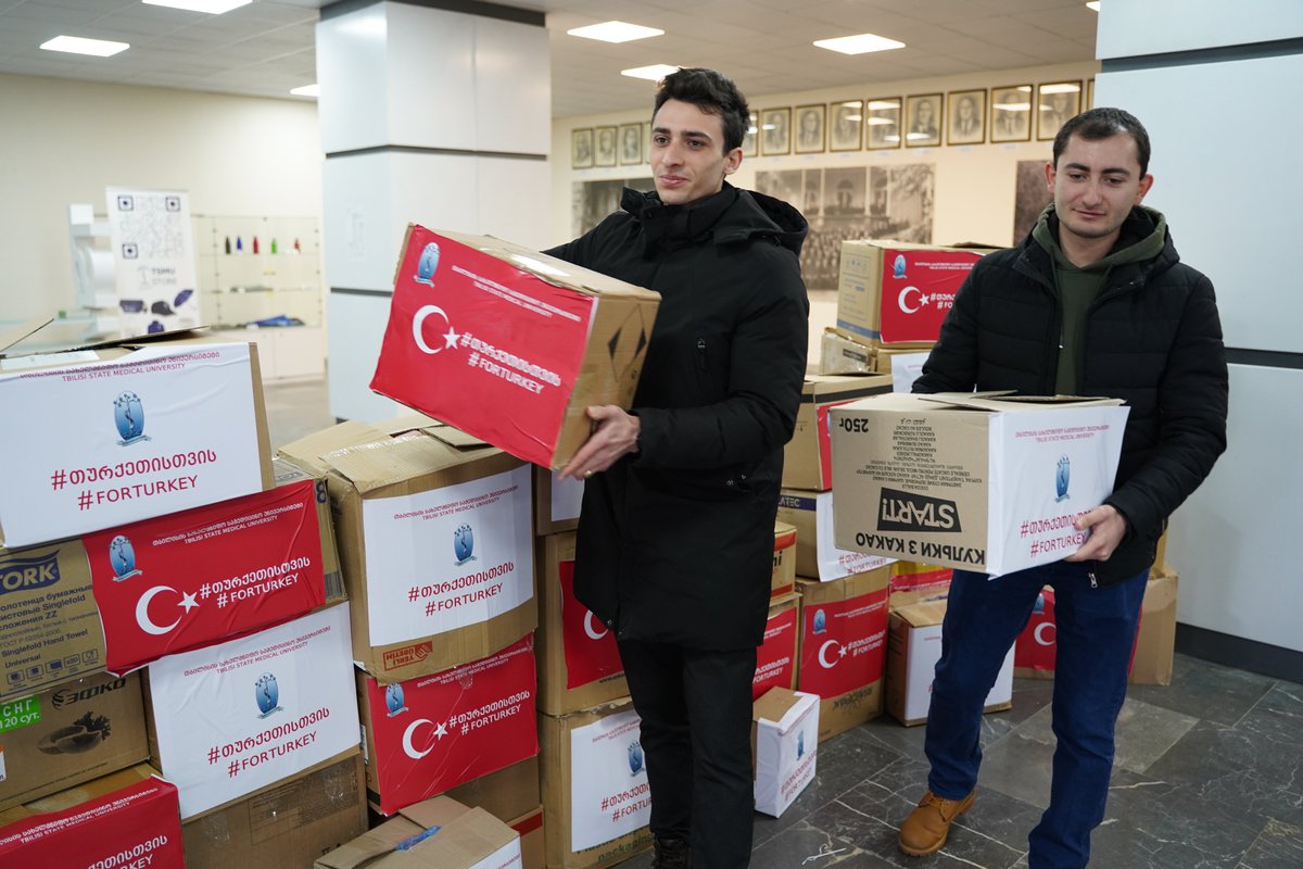 tsmuedu's tweet photo. 🔹Tbilisi State Medical University is involved in humanitarian aid to support the people affected by the devastating earthquake in Turkey.

🔹The first aid medical kits, products, clothes and other items were collected within the framework of the campaign.
#TogetherforTurkey https://t.co/2cBmFsWwiq