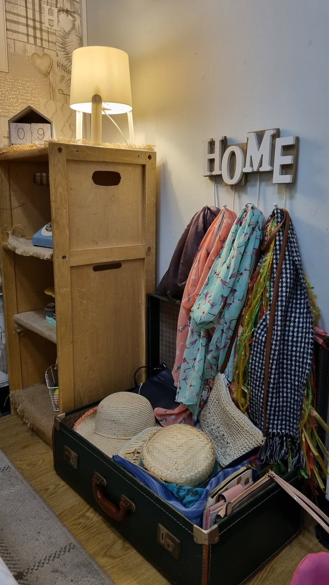 WillowtownPri's tweet photo. The nursery children have absolutely LOVED playing dress up this week with the beautiful authentic items that have been kindly donated to us by family and friends. Thank you for helping us spark ππππ
ππ and πππππππππ during our role play. #WillowtownWayN #WPSea https://t.co/W5PHMDDZv7