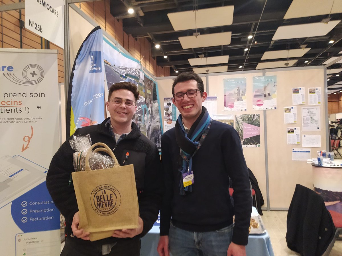 #santé | 🩺 Le Pays Val de Loire Nivernais est à Lyon au salon de l'<a href="/ISNARIMG/">ISNAR-IMG</a>.
Avec le Département de la <a href="/nievrefr/">Département de la Nièvre</a>, le <a href="/PaysNiverMorvan/">PAYS NIVERNAIS MORVAN</a>
et des professionnels de santé de notre territoire, nous faisons la promotion du territoire et prospectons de futurs professionnels de santé.