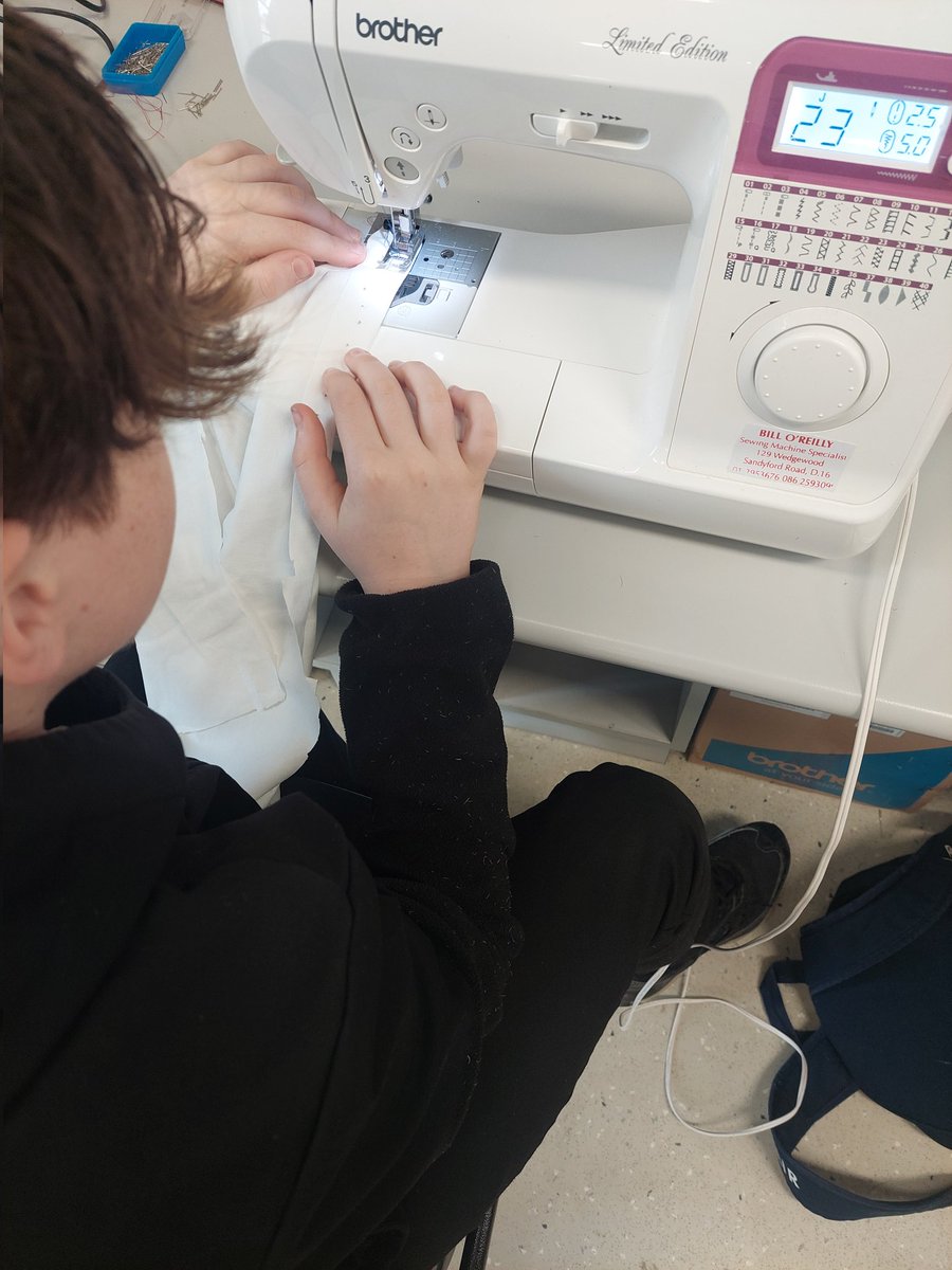 DroghedaGrammar's tweet image. Our 2nd Year Home Economic students are working on creating their textile projects for their CBAs 🪡✂️📏
#upcycling #patternmaking #creativity