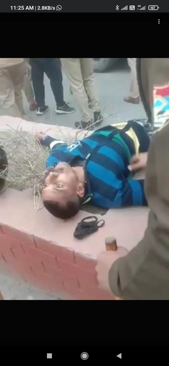 DjDevrajsingh's tweet photo. @AjitSinghRathi Aisi halat aap ke officer ne ki , https://t.co/sADgW0VqPO