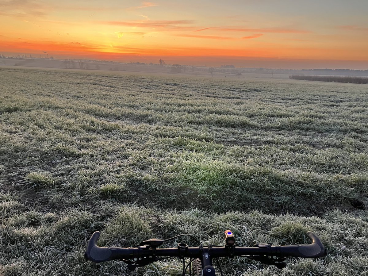 #CycletoWork beautiful chilly ride in this morning