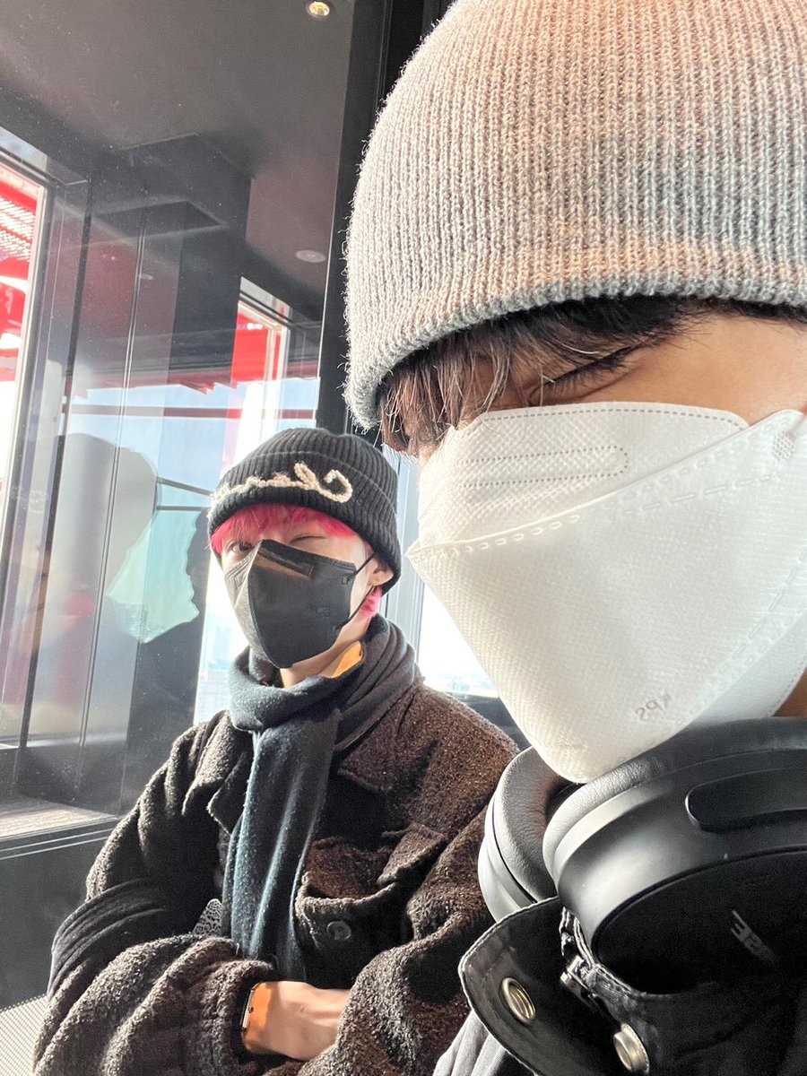 suonow's tweet photo. Something about Japan piques my fascination. Everything is perfect: the atmosphere, the warmth, the folks, and the cuisine. I'm pictured here with the cool MT Boyz, chronicling our entrance! So far, it's been a tremendous amount of fun. Care to join us? https://t.co/UHFQ0dJG4Z