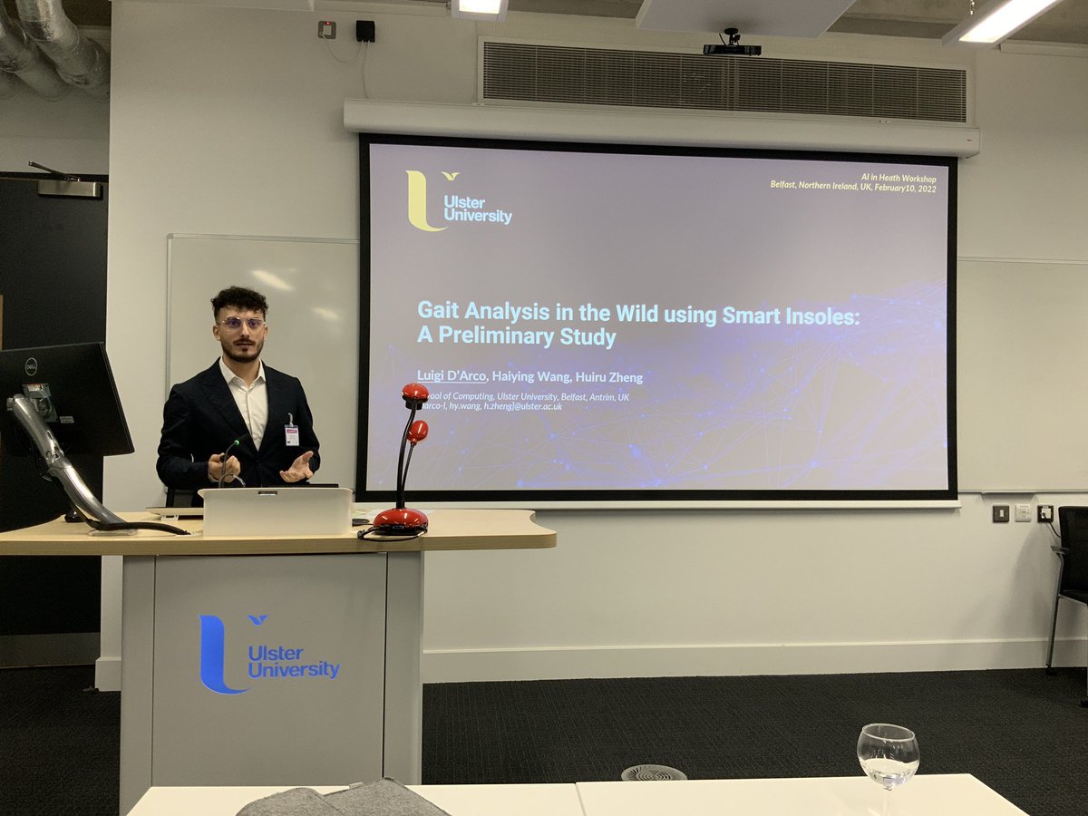 IdUlster's tweet photo. Luigi D’Arco presenting “Gait Analysis in the Wild using Smart Insoles: A Preliminary Study” at the AIRC @UlsterUniAi “AI in Health workshop” @UlsterUni
#AI #Health https://t.co/4dWWSfT4P2