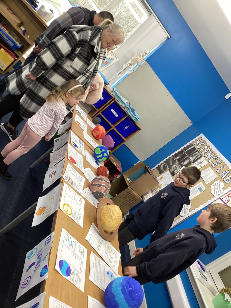 torphichen_ps's tweet photo. We welcomed our parents this morning to showcase our learning through science. #pupillearning #science #leading #collaboration #creativity https://t.co/gq3heQ8JNm