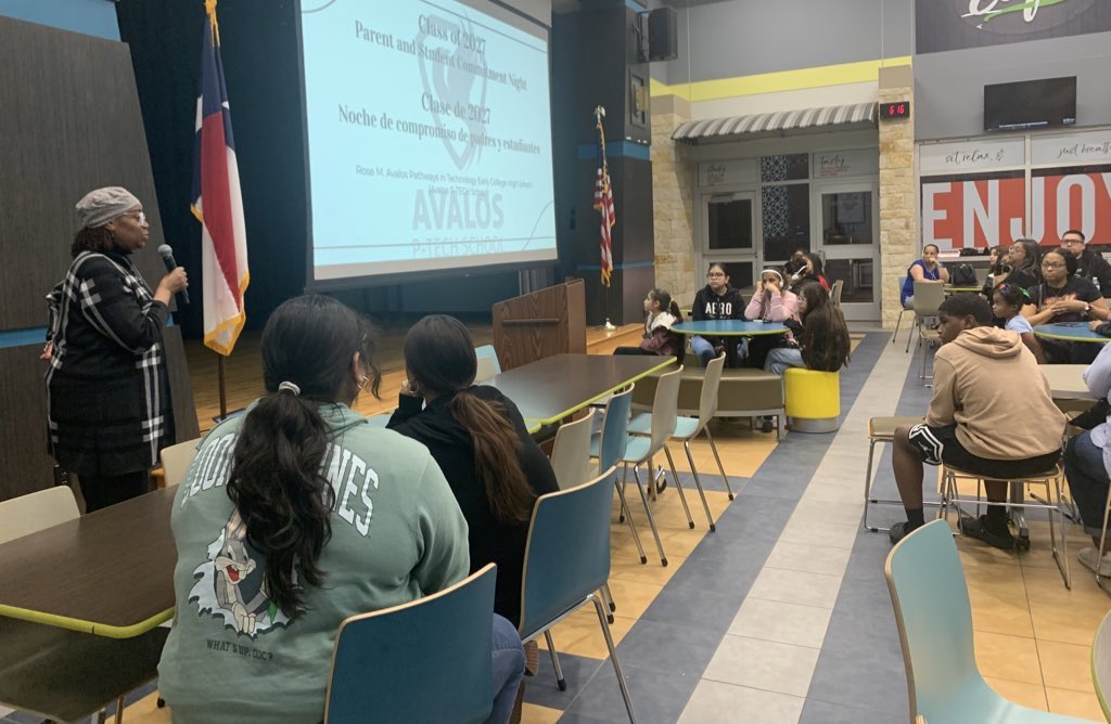 AvalosPTECH's tweet photo. @AldineISD future teachers in the house! Our Teaching and Training Pathway #ClassOf2027 came out last night to #CommitToComplete! #EveryStudentAPath #EveryPathADestiny #ChoicesAndOpportunities #ParentSupport #SchoolSupport @drgoffney @AldineChoice https://t.co/wyW3ctOWMi