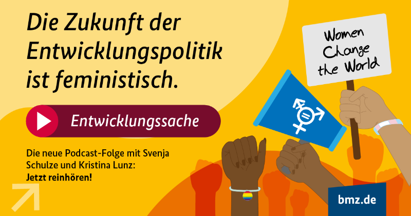 BMZ_Bund's tweet photo. Wie gelingt #feministischeEntwicklungspolitik? Darüber sprechen Entwicklungsministerin @SvenjaSchulze68 und die Mitbegründerin und co-CEO des @feministfp @Kristina_Lunz im neuen #Entwicklungssache-Podcast.

👇 Hier reinhören 👇