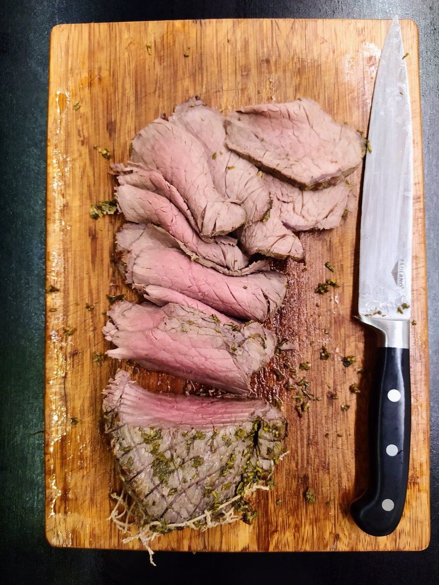 ACenadaMaria's tweet photo. Roastbeef
Ricetta online sul mio canale YouTube https://t.co/ZQzBeSCyCP 

#RecipeOfTheDay #secondopiatto #foodfriday #foodblogger #Food https://t.co/nSfA7T4ZjK