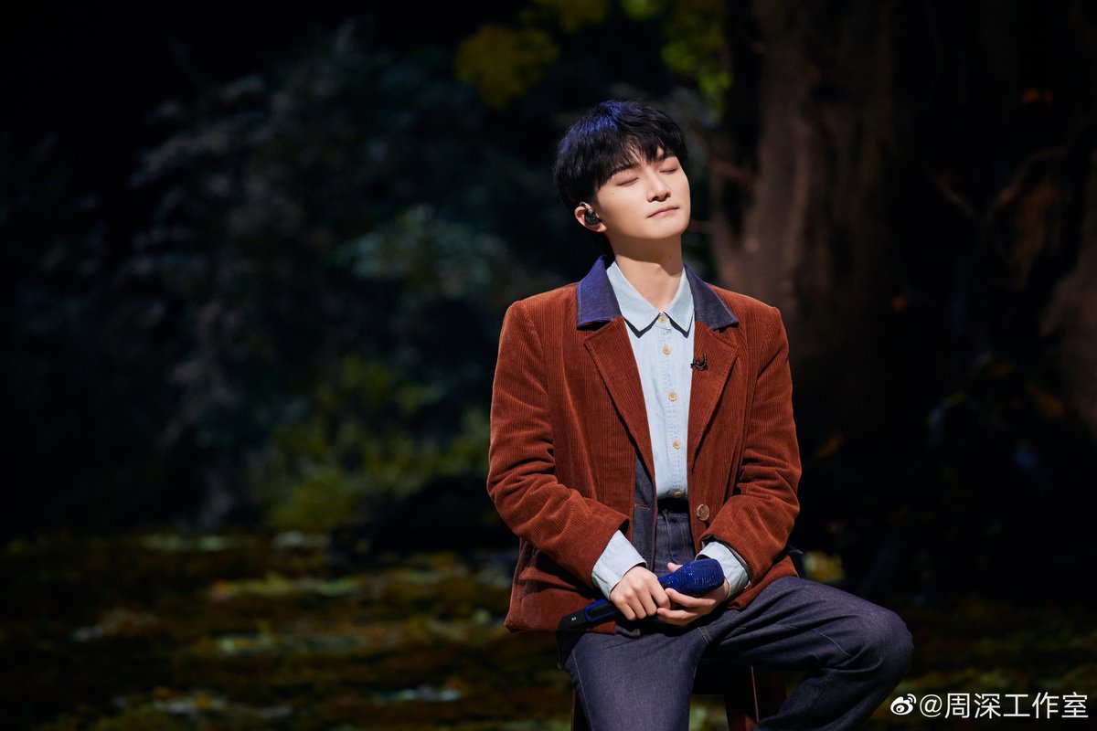 CdramaL's tweet photo. 「📸 | Estúdio de #ZhouShen compartilhou fotos do artista para #TimeConcert
https://t.co/vAn5pWJL1C
