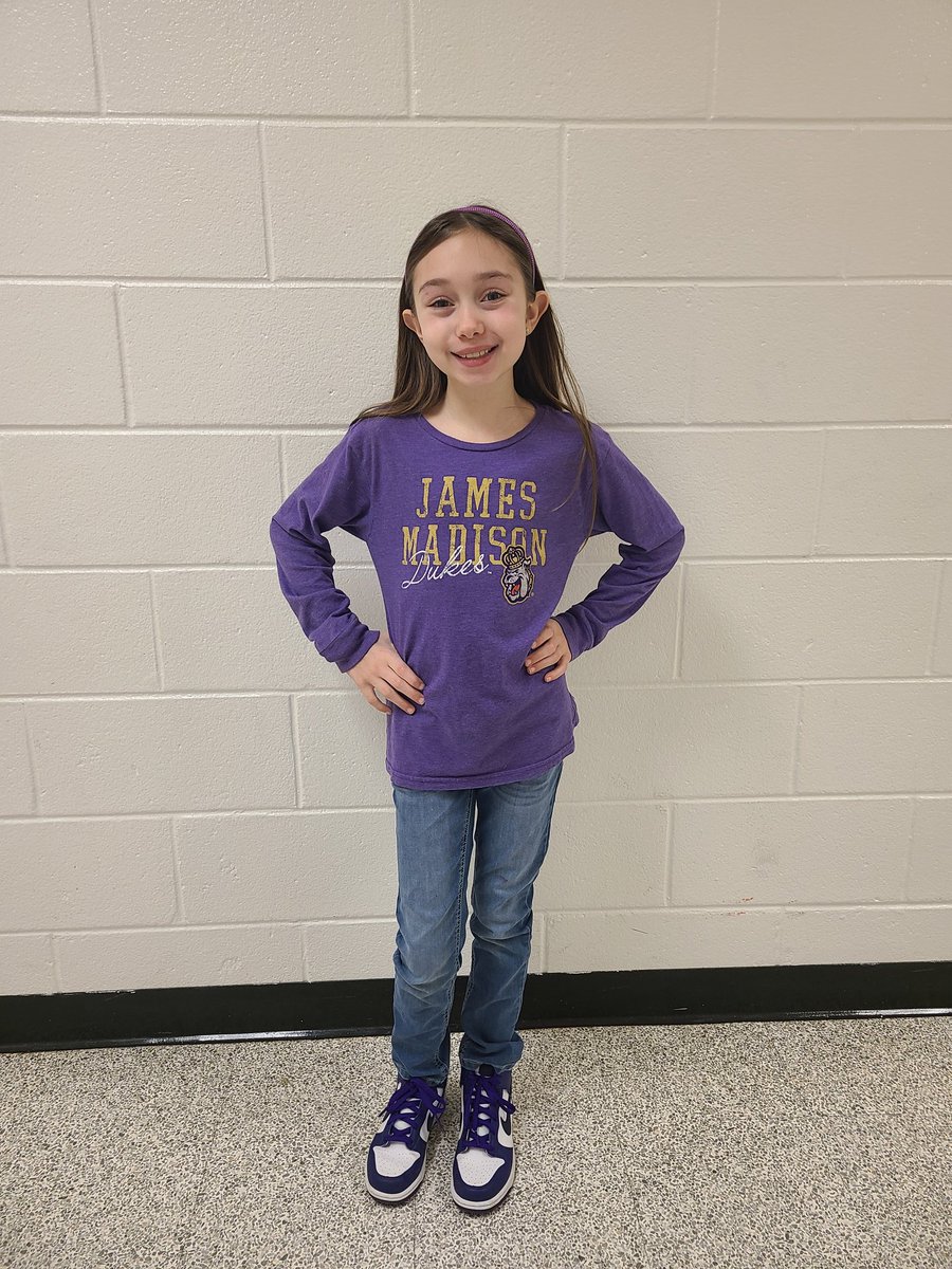 MathNerdCoop's tweet photo. Representing JMU for TeamJerseyDay @Thalia_Ele
#SchoolSpirit #GoDukes #WeBleedPurple #FutureDuke https://t.co/pO6bni1V2H