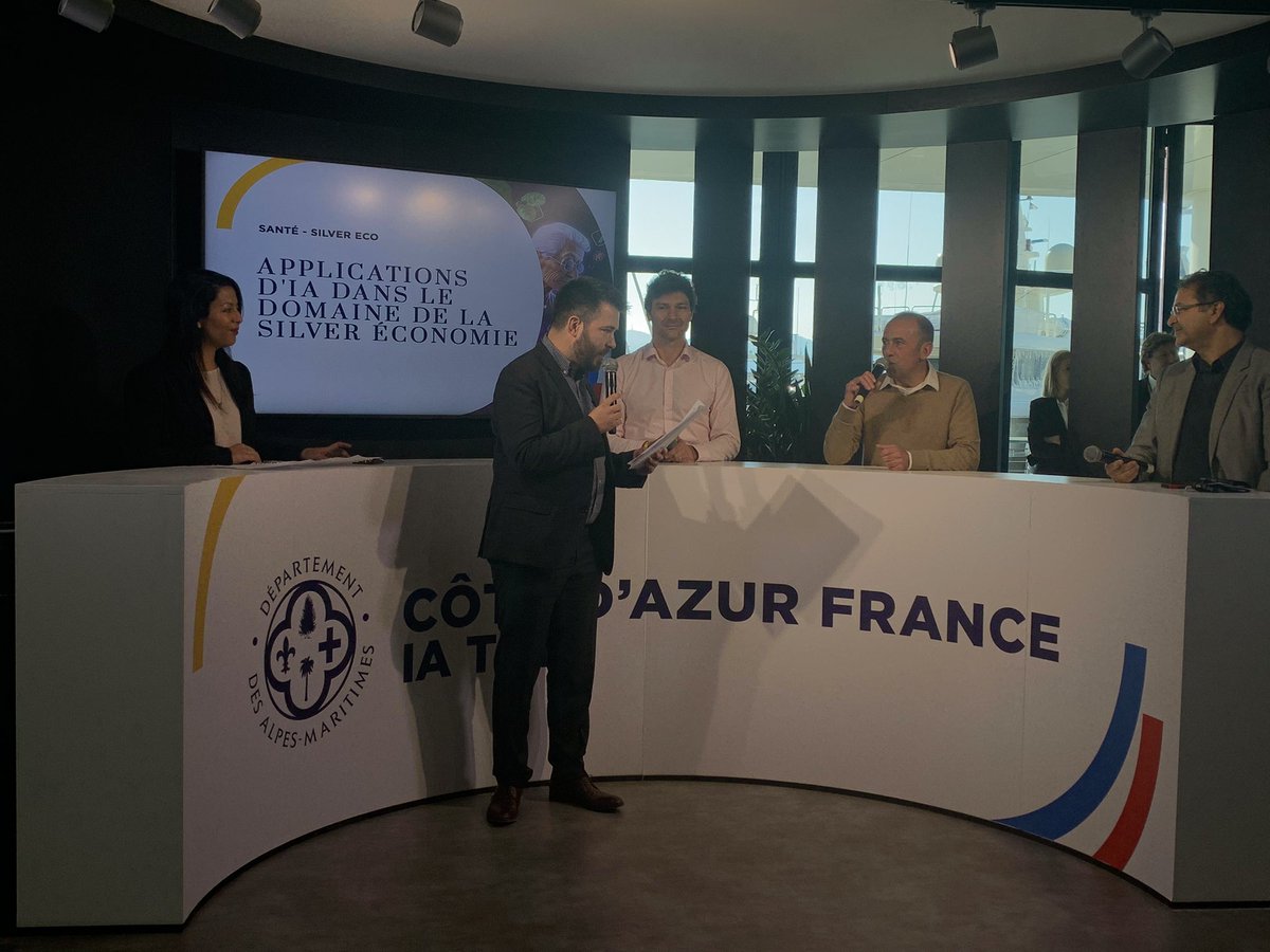 Maison_IA's tweet photo. [#WAICF06 #IATALKS 🎙️] by « Côte d’Azur France » Terre d’IA !

🤖APPLICATIONS D'IA DANS LE DOMAINE DE LA SILVER ÉCONOMIE avec⬇️
✔️FABIEN ASTIC @ExactCure 
✔️JAMES NICOLAI #Nodeus
✔️SLAH ARIDHI #SensoriaAnalytics

🔴 Live sur notre chaîne YouTube : https://t.co/R9f8nBKP74 https://t.co/SfReHHbLYH