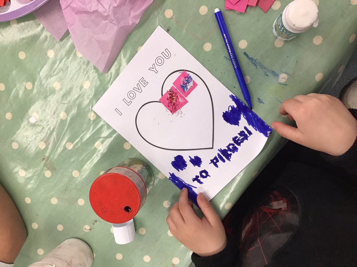 Beetles_StF's tweet photo. We are feeling fabulous and showing our love to each other! ##ChildrensMentalHealthWeek ❤️🧡💛💚💙💜 https://t.co/LgZRRGvZkb