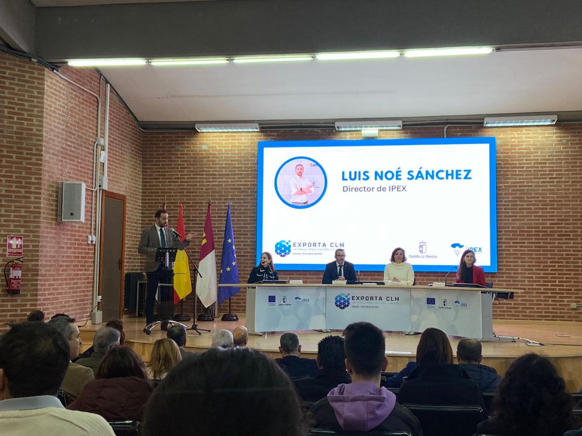 EmpresariosFEDA's tweet photo. La consejera de @EconomiaCLM, @pfrancoCLM, y el director del @Ipex_clm, @luisnoe_, han abierto este evento #ExportaCLM 2023.
#FEDAInternacional #EENCanHelp https://t.co/LjTW6zf6wl