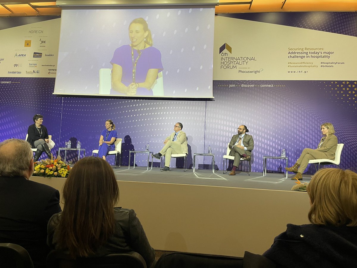 Linda Fox tweet media