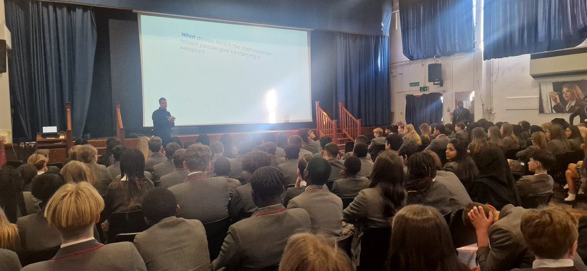 PC Heath attended Harris Academy Rainham and delivered Knife Crime inputs to Year 7 8 &amp; 9
 
The school &amp; students have a very positive relationship with the police. Some great Q&amp;As. 
 
They were left in the knowledge that you cannot carry a knife to protect yourself <a href="/LBofHavering/">Havering Council</a>
