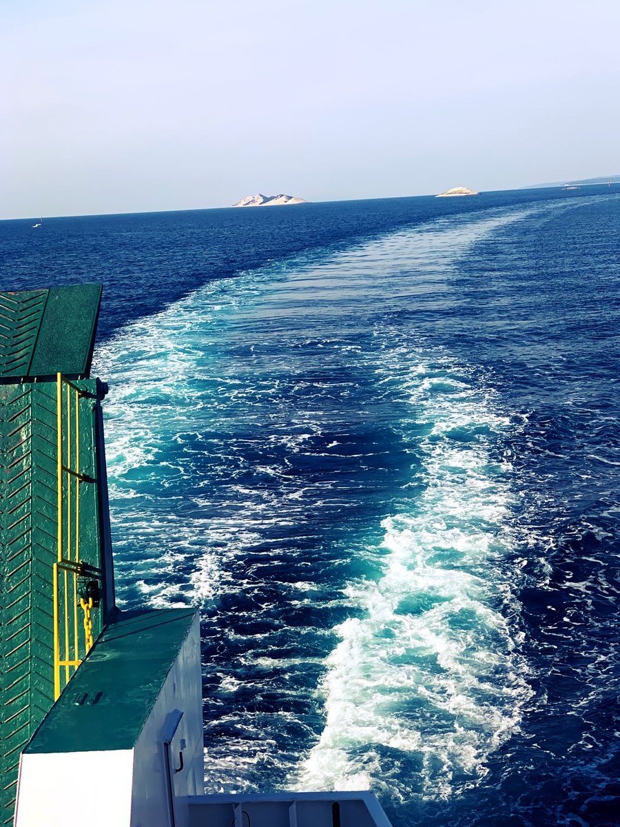 Jadrolinija_cro's tweet image. Isplovljavanje u vikend.⚓️⛴️

#helloweekend #FridayFeeling