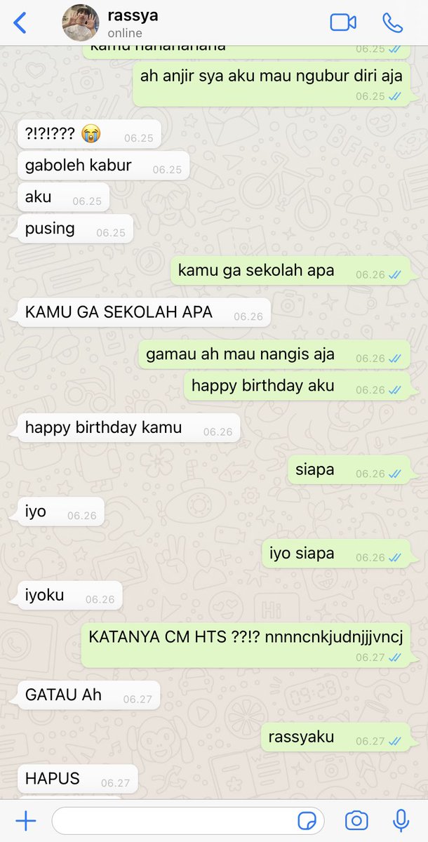 meorijane's tweet image. rassya dan iyo pas belum ada label nama hubungan (happy birthday iyo!)