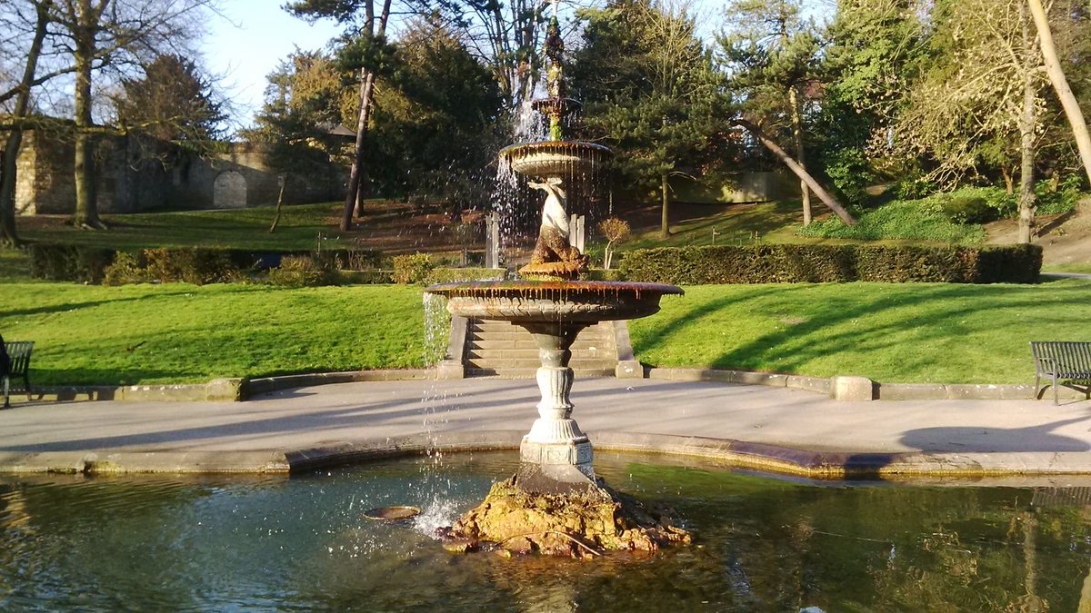 A-Z of fountains and waterfeatures week 12 L is for Lincoln (the town) where they seem keen on keeping the fountains flowing. This is one of many ornamental working fountains in a town centre park. #fountains #lincoln