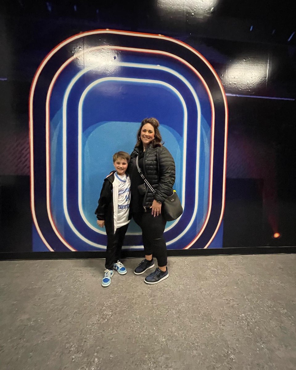 CoachDBowles's tweet photo. Wishing the happiest of birthdays to my beautiful wife @akbowles77 today!!!  Me &amp; Brooks are lucky dudes to get to celebrate with you every day. 

Hope you have an amazing day, we love you! https://t.co/8kSkSy6ilc