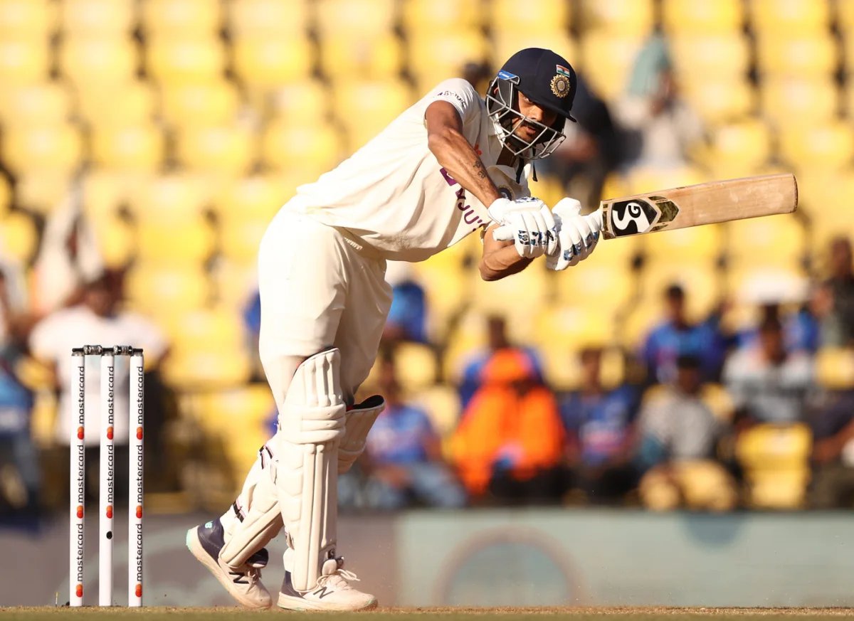 manojjoshimedia's tweet photo. Superb half century by Akshar … coming at number 9 and crucial partnership with Jadeja….Wah Gujju Bhaiyo Wah
#aksharpatel #RavindraJadeja #BorderGavaskarTrophy2023 #INDvsAUS #Nagpur #RohitSharma𓃵 #TestCricket #IsTTEST https://t.co/w6b0xoKnVg