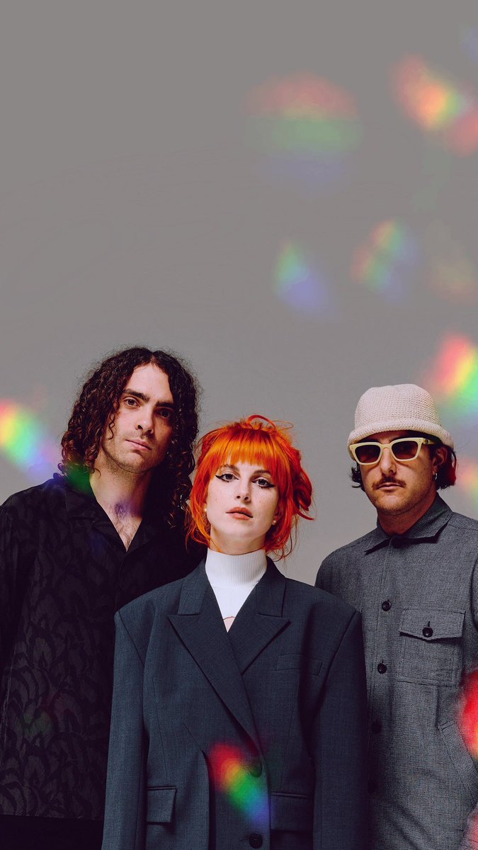 HayleyWOnline's tweet image. new paramore lockscreens / phone wallpapers 📱