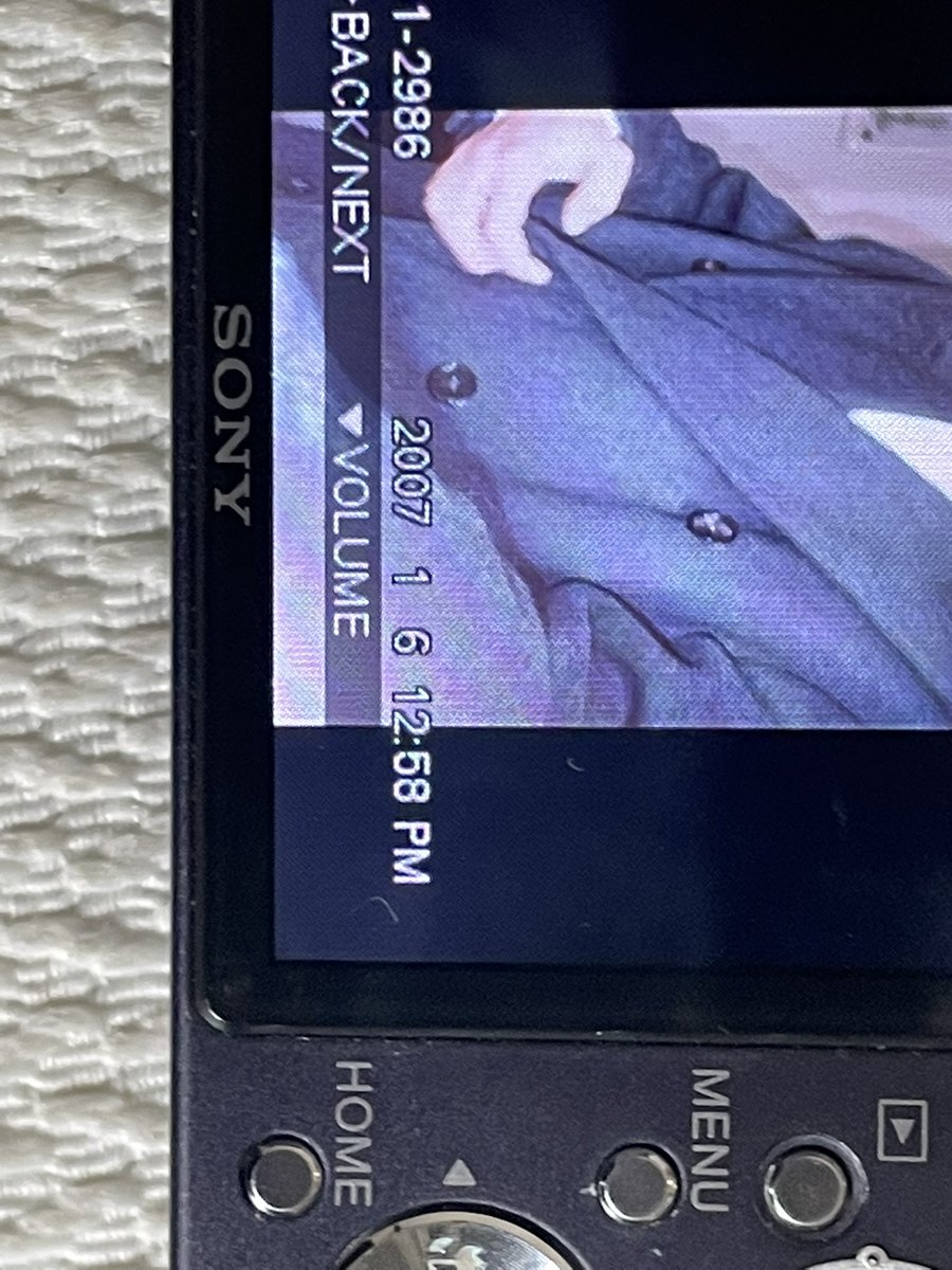 le000000n's tweet image. no me quiero ir