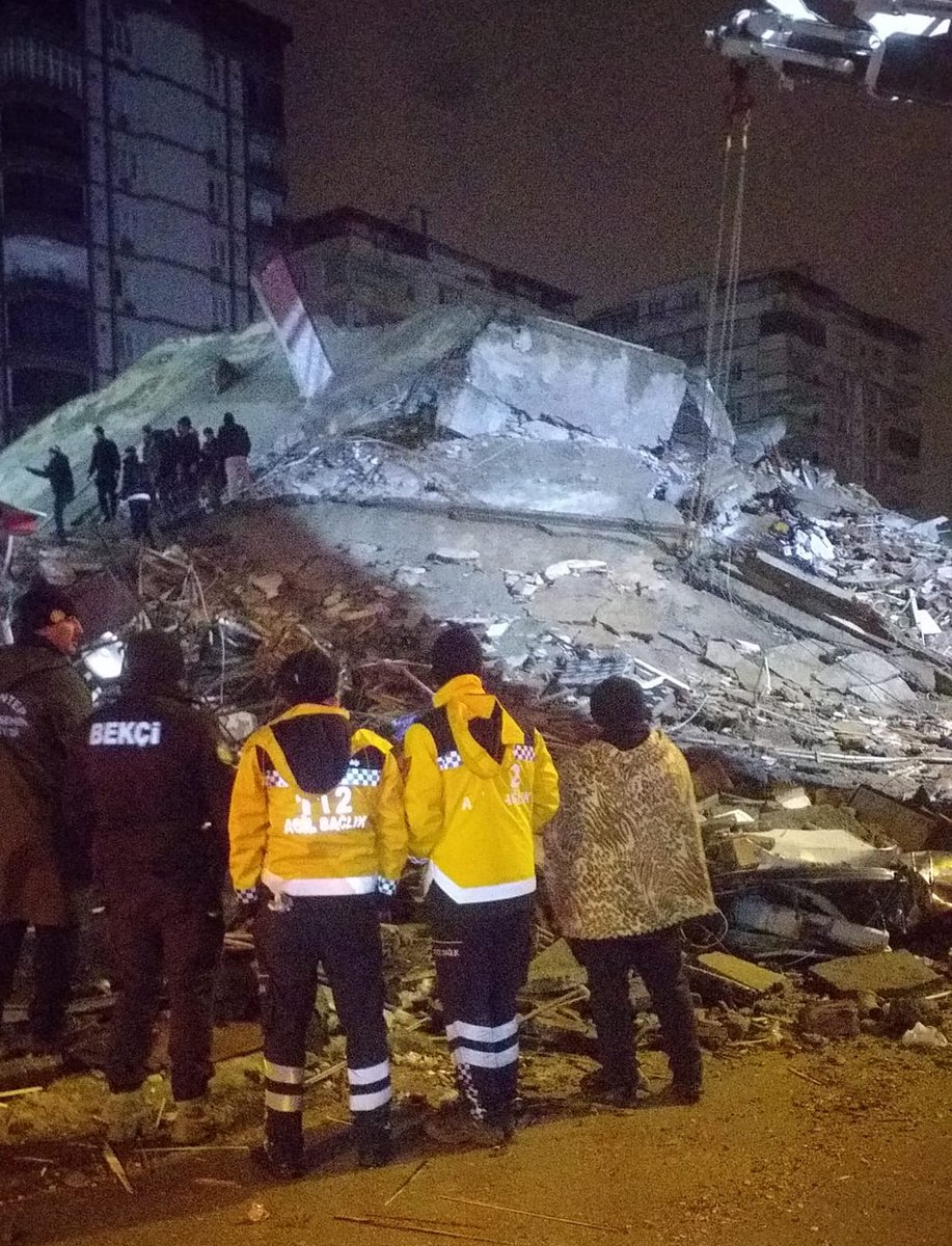 EBRD's tweet photo. We're still collecting donations for the rescue and aid teams working in areas affected by the earthquakes.
All donations will go to trusted NGOs working in the region.

Help us to help them help those in need: https://t.co/1xjhovBbS9

#TurkeyQuake https://t.co/1cRcIVpYGn