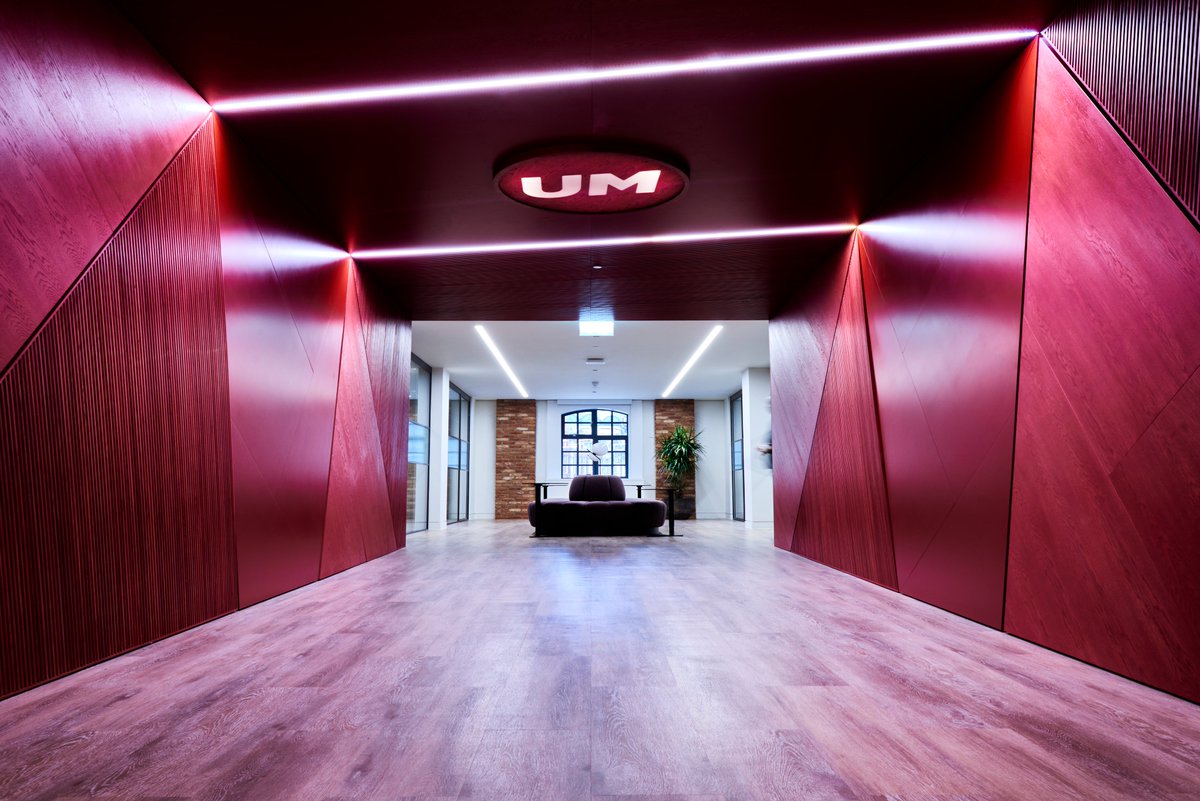 GlassSpecialist's tweet photo. Specialist Projects | Commercial
 
At Specialist Group, we are highly experienced in the successful delivery of Bespoke Joinery, Metal and Glass projects throughout the Commercial Sector.
 
Images showcase some of our favourite commercial projects throughout the years. https://t.co/uKnAeA9d1O