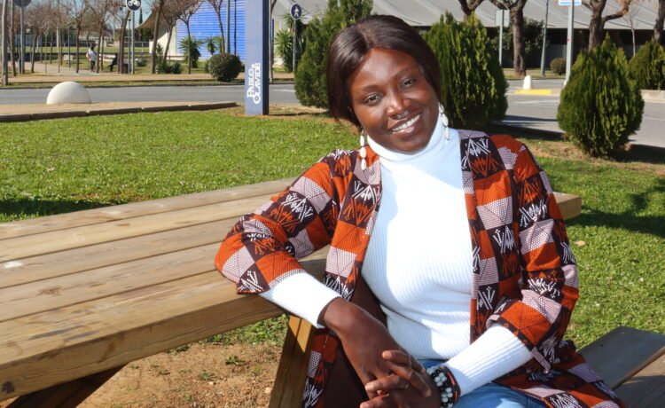 postgradoUPO's tweet photo. Estamos muy orgullosos de nuestros alumnos de #MasterUPO😃. 

Conoce la historia de Denise Mobio, estudiante del Máster en Dirección de Negocios Internacionales
mediante el programa ‘Learn Africa’ de la Fundación @MujeresxAfrica 

👉https://t.co/bBYFT0XWyk

#PostgradoUPO https://t.co/TUEMsUYo8i