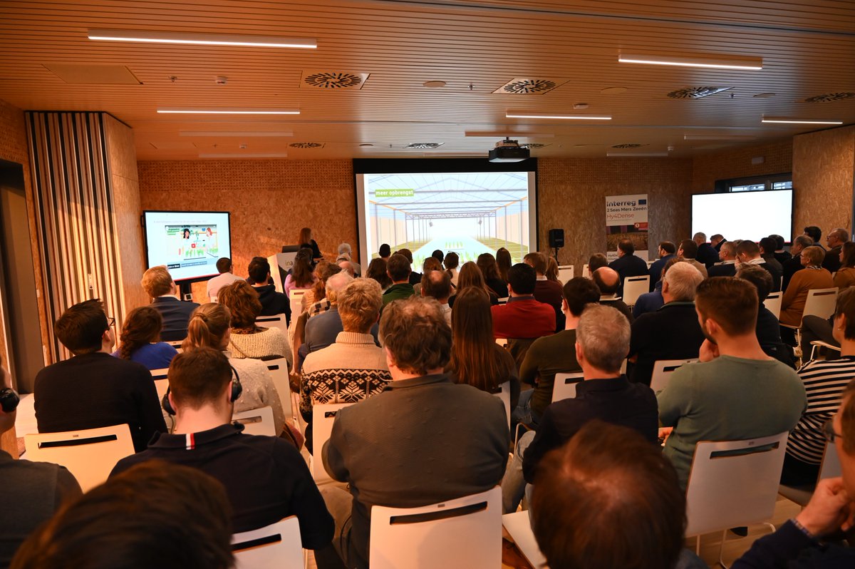 Yesterday, we organised the first edition of 'Clear as glass, an inspiration and #networking event for #greenhouse growers' in #Agrotopia. About 90 interested people stopped by to learn more about innovative techniques in greenhouse cultivation. #cities2030 #Hy4Dense