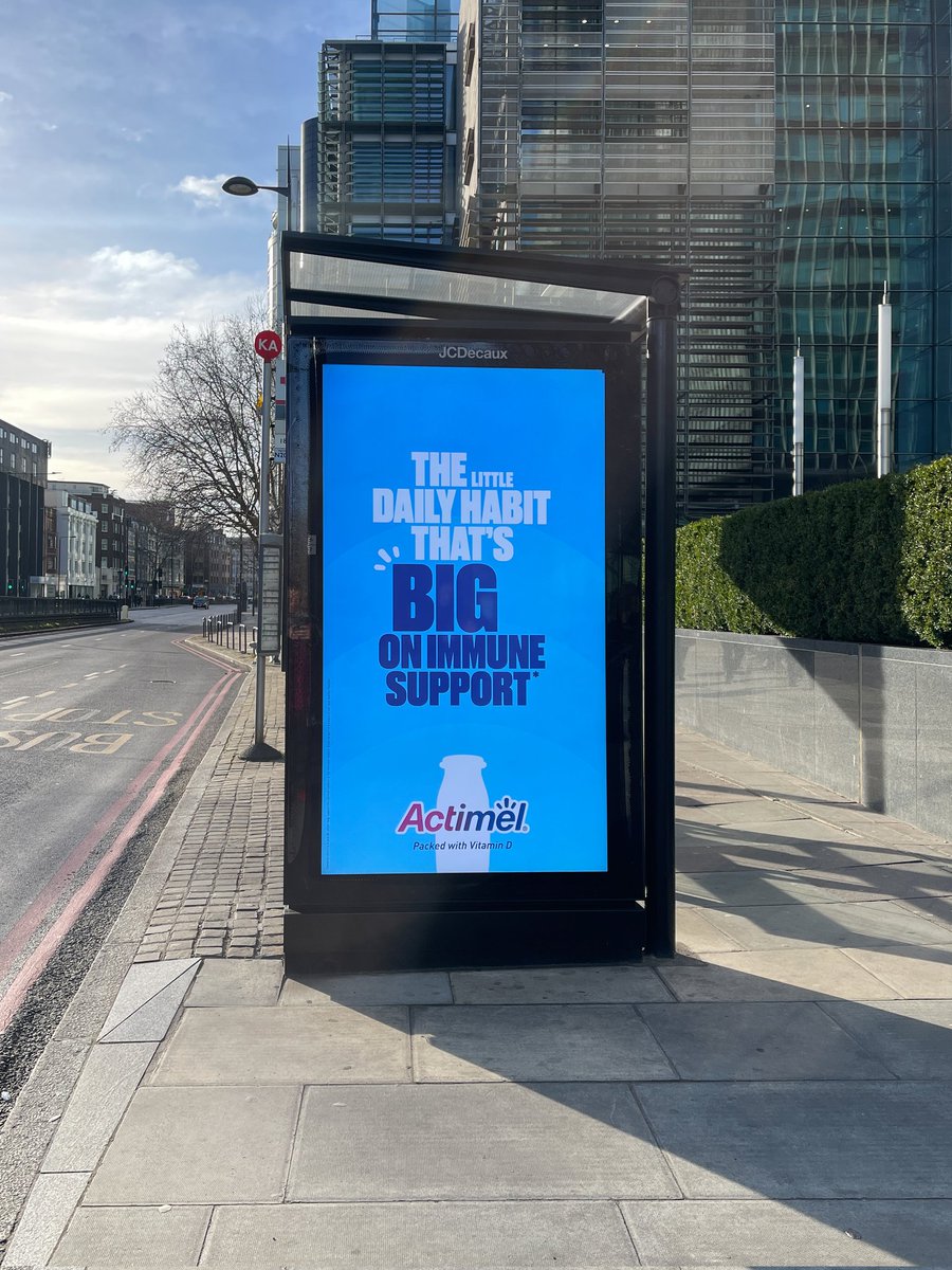 OutofhomeP's tweet photo. "The Little Daily Habit That's Big On Immune Support Actimel Packed with Vitamin D"
.
@ActimelUK 
.
@JCDecaux_UK 
.
#ooh #outofhome #advertising 
#outdooradvertisement #outdoormedia #outdoormediaadvertising #advertisingphotography https://t.co/PUsWPD2mkY
