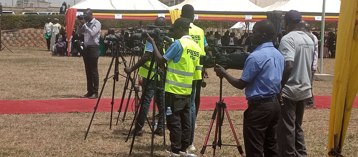 Muni University tweet media