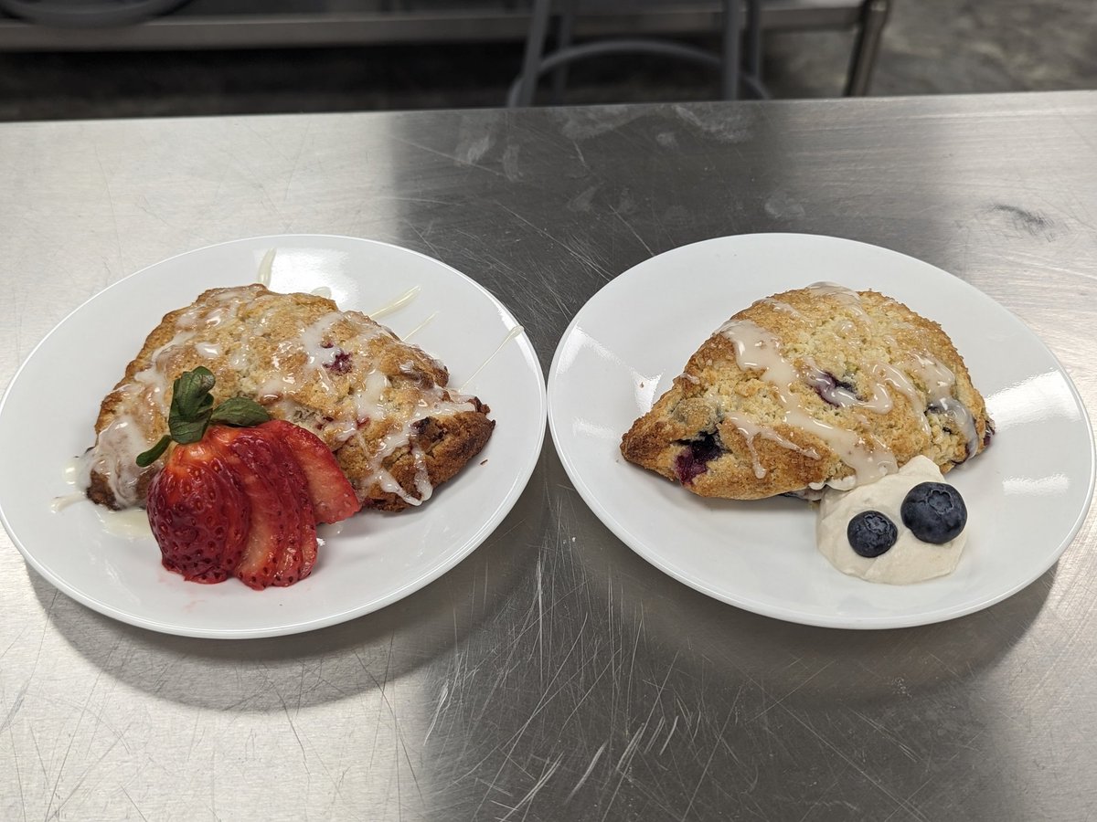 LHSculinarycrew's tweet photo. #nationalschoolcounselingweek The crew delivered fresh scones to show their appreciation! @LHSEAGLESVA https://t.co/YvwinAhDbP