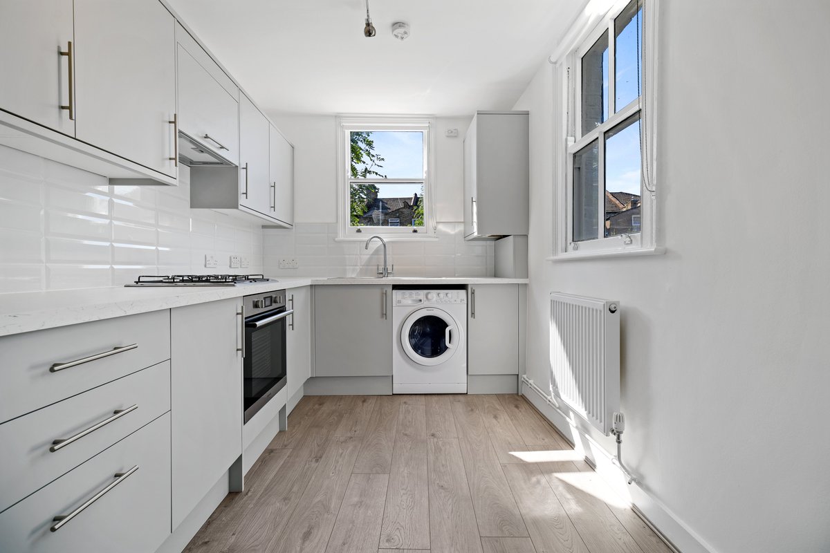 Hamways's tweet photo. Available to Let ⭐️Silvermere Road, SE6 #OTM #tolet £1,800 pcm. 
Hamways are delighted to present this two bedroom Victorian terraced house with garden  centrally located in Catford, south east London.

https://t.co/nz3lRrvvEI

#refurbishment #propertymanagement #enquiretoday https://t.co/IEVn3ljbAC