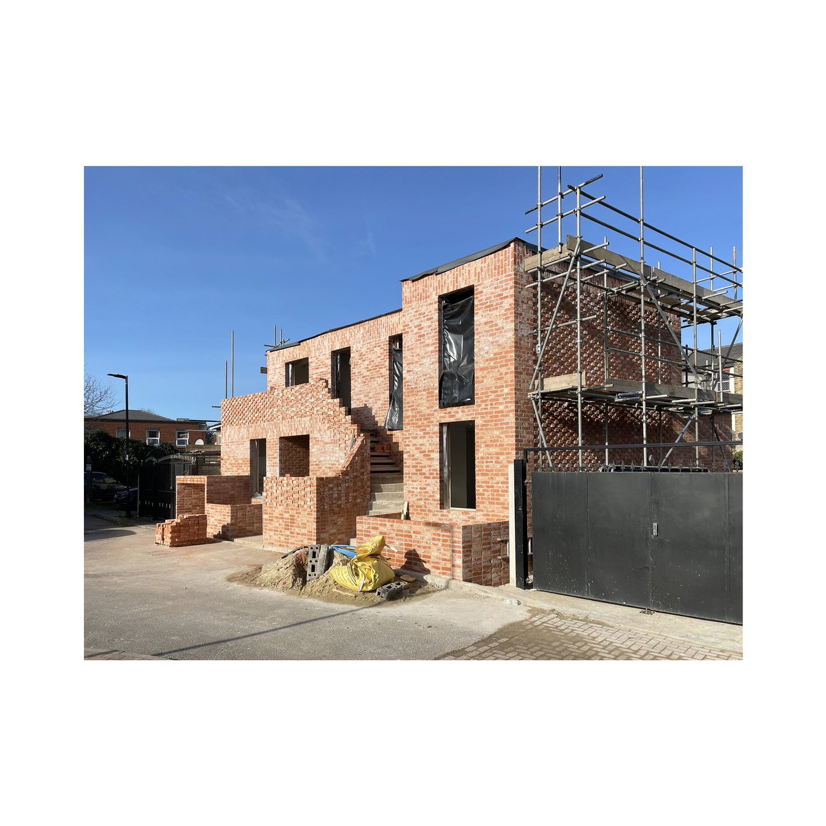 Great progress on site at our housing scheme in north London, providing 2 new homes, a 3 bed and 1 bed. Wonderful seeing the patterned brickwork coming to life. Glazing going in shortly… #workinprogress #novakhilesarchitects