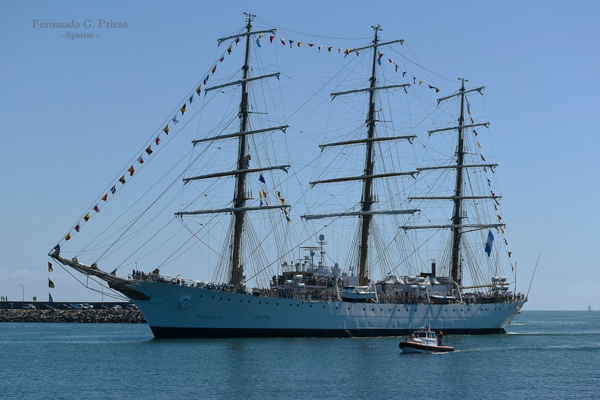 Ferfast's tweet image. Recibiendo a la #Fragata ARA Libertad en su ingreso a la Base Naval #MarDelPlata ayer por la mañana 🤩🚢⚓️💪
📷🇦🇷 09/02/23
@Armada_Arg @PrefecturaNaval @DefensaNAC @Argendef @FAArgentinas @ThePhotoHour @calabrote_blog @NPortuarias @ArgenPorts @miradorvirtual @noticiasmdq