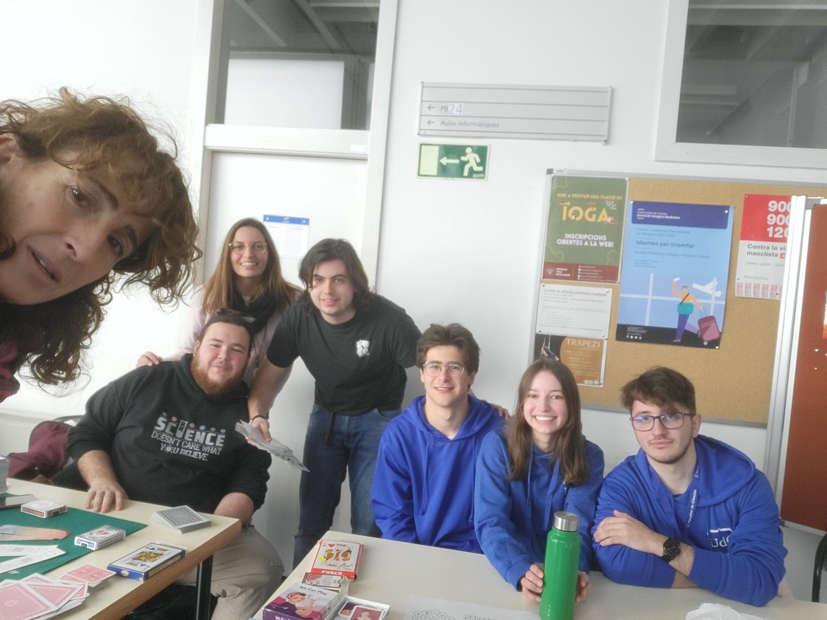 Sílvia Simon R. 🎗 tweet media