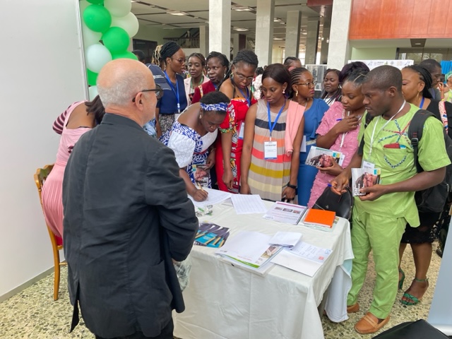 ipwso's tweet photo. We are presenting at the round table on #ChildhoodObesity today at #ASPAE congress in Yaoundé. Fantastic day yesterday meeting local families and welcoming over 60 #endocrinologists to our #PraderWilliSyndrome exhibition booth. https://t.co/ZXI9bwcnqS