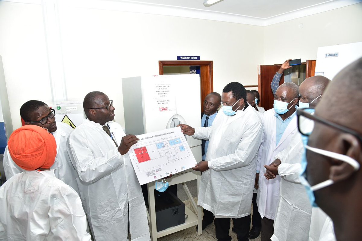 Our GHS team handed over medical equipment & refurbished microbiology lab at Lira Regional Referral Hospital, funded by @DHSCgovuk and @MottMacDonald through @FlemingFund. The lab will support the diagnosis of infections and #AMR surveillance.