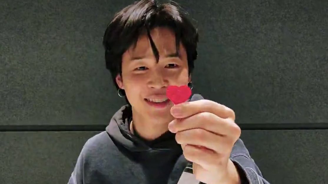 Jiminie is LOVE. :(