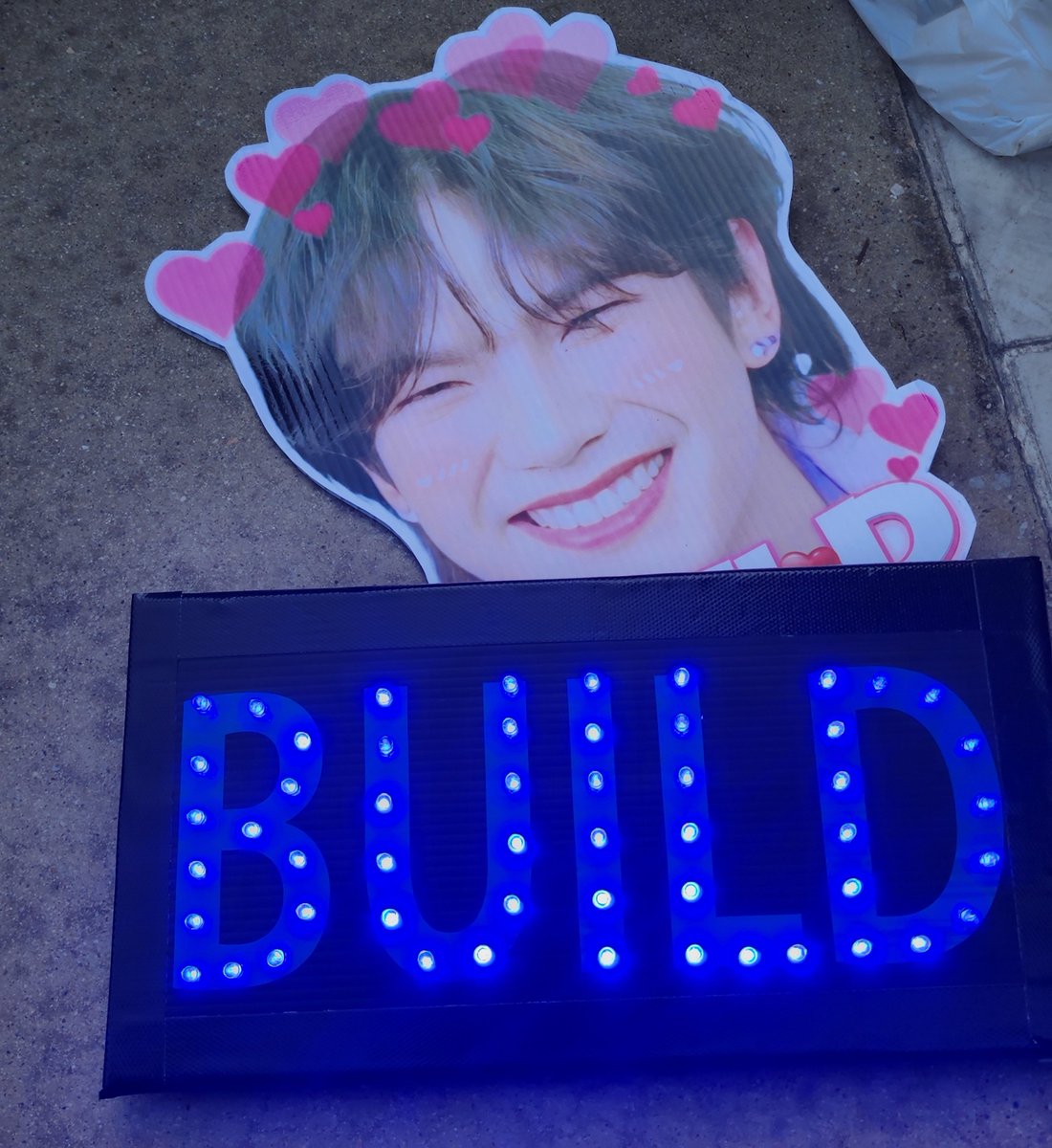 cclodye's tweet photo. can't wait to see you again. no more looking back and come stronger, we are right behind you king !!

WITH BUILD UNTIL THE END
#AlwaysWithYou #buildjakapan https://t.co/ogSXqOLFJc